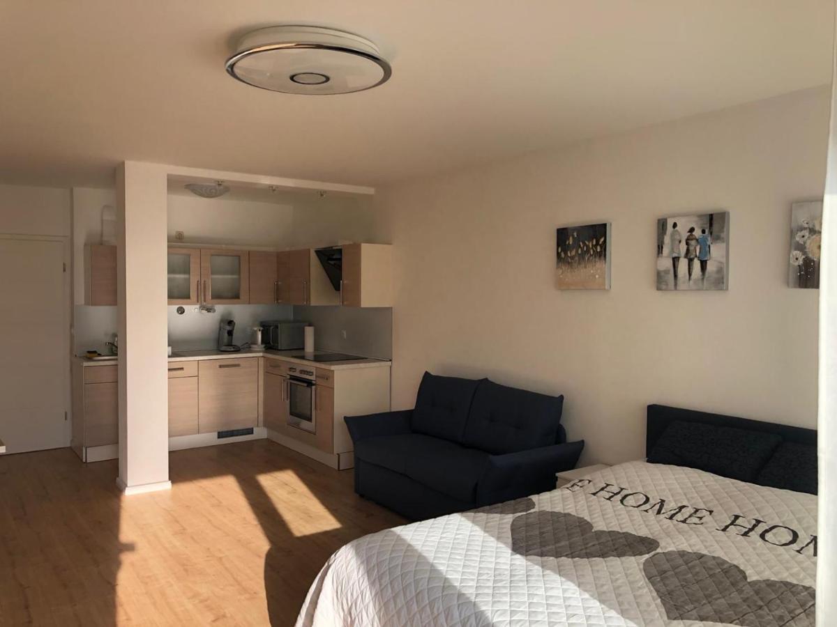 Mitte Apartment *